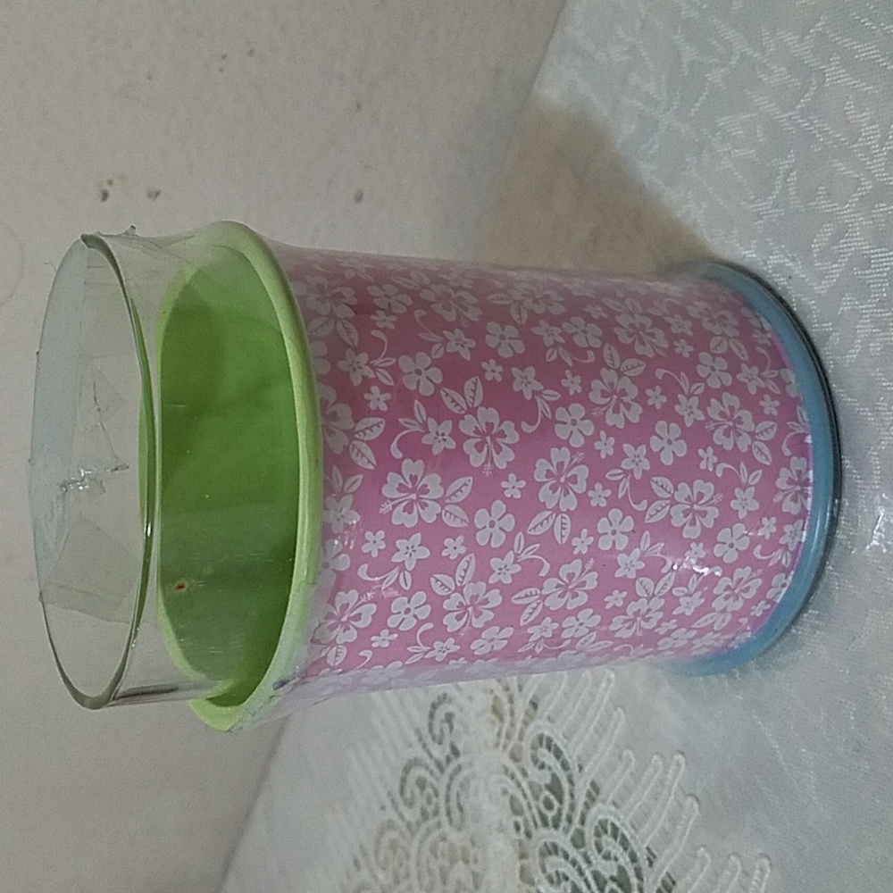 Metal Tumbler, Good conditions.New. Open to Offers!!